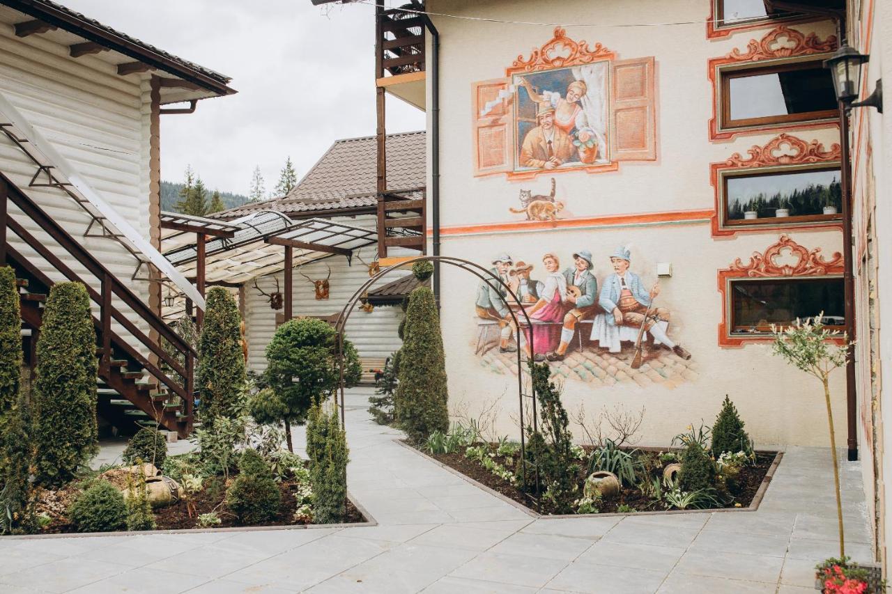 Hotel Vedmezhyi Dvir Bukovel Exterior photo